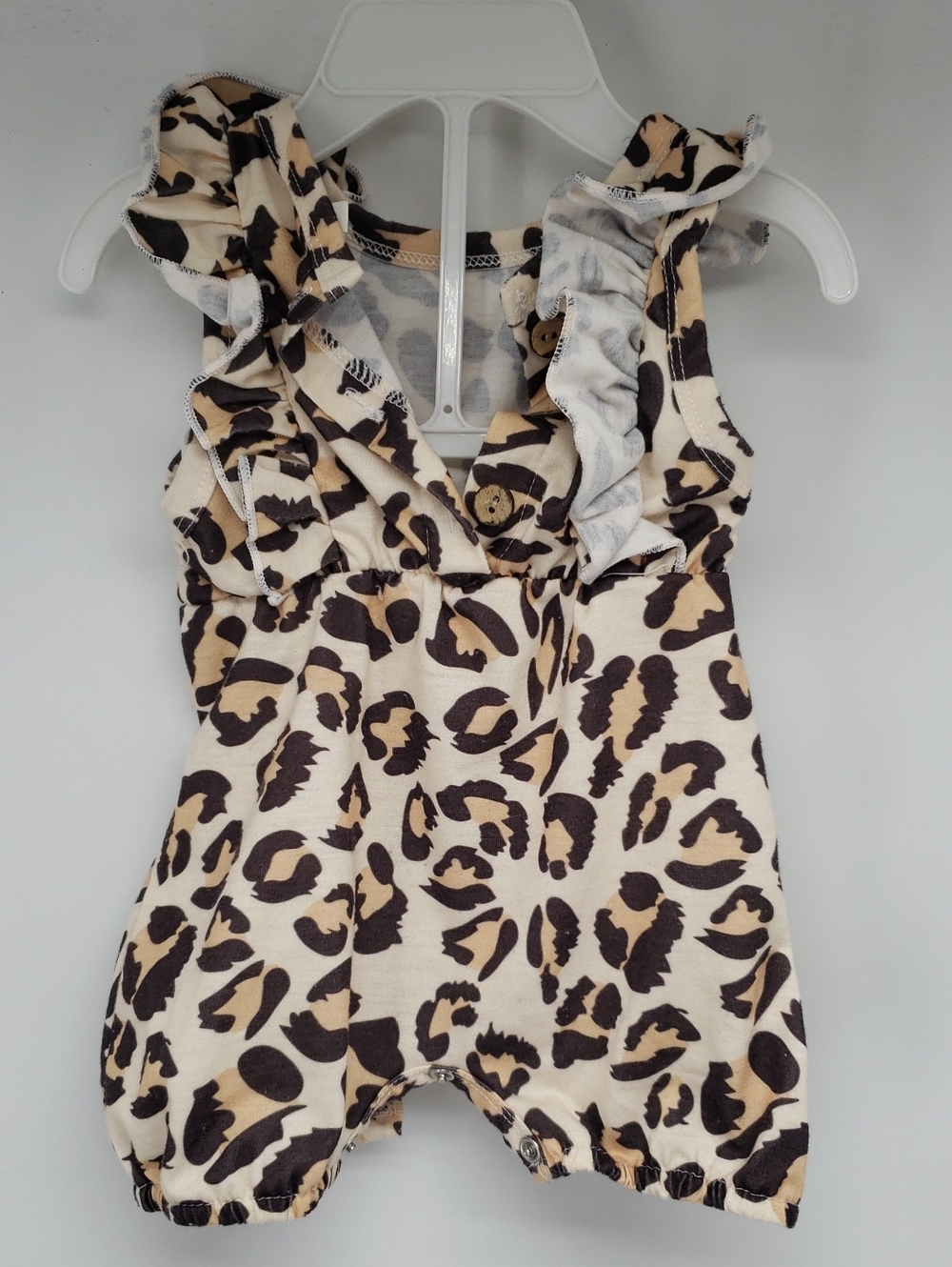 Baby Ruffle Romper in Cream Leopard Print